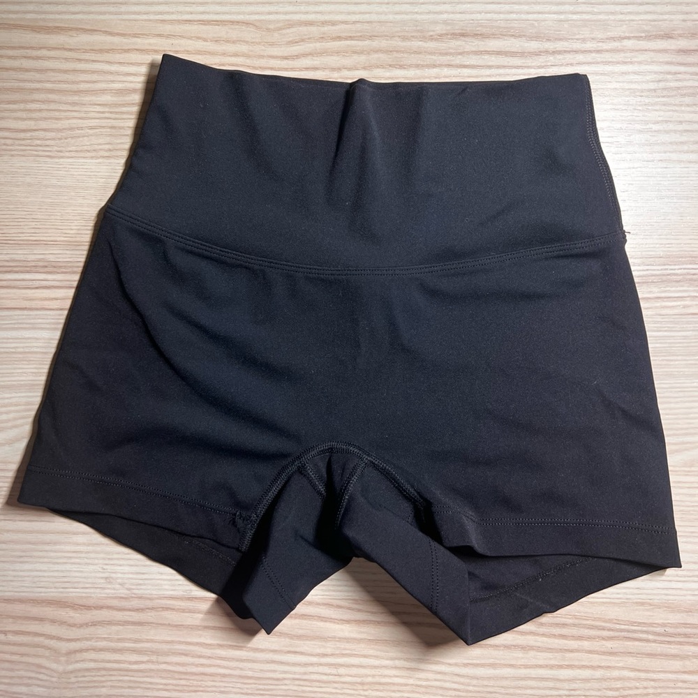 Lululemon align high rise short 4